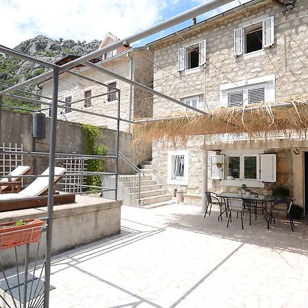 Stone House Dragutinovic Apartment Kotor Exterior photo